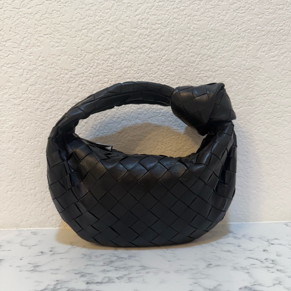 (SOLD) Bottega mini Jodie black